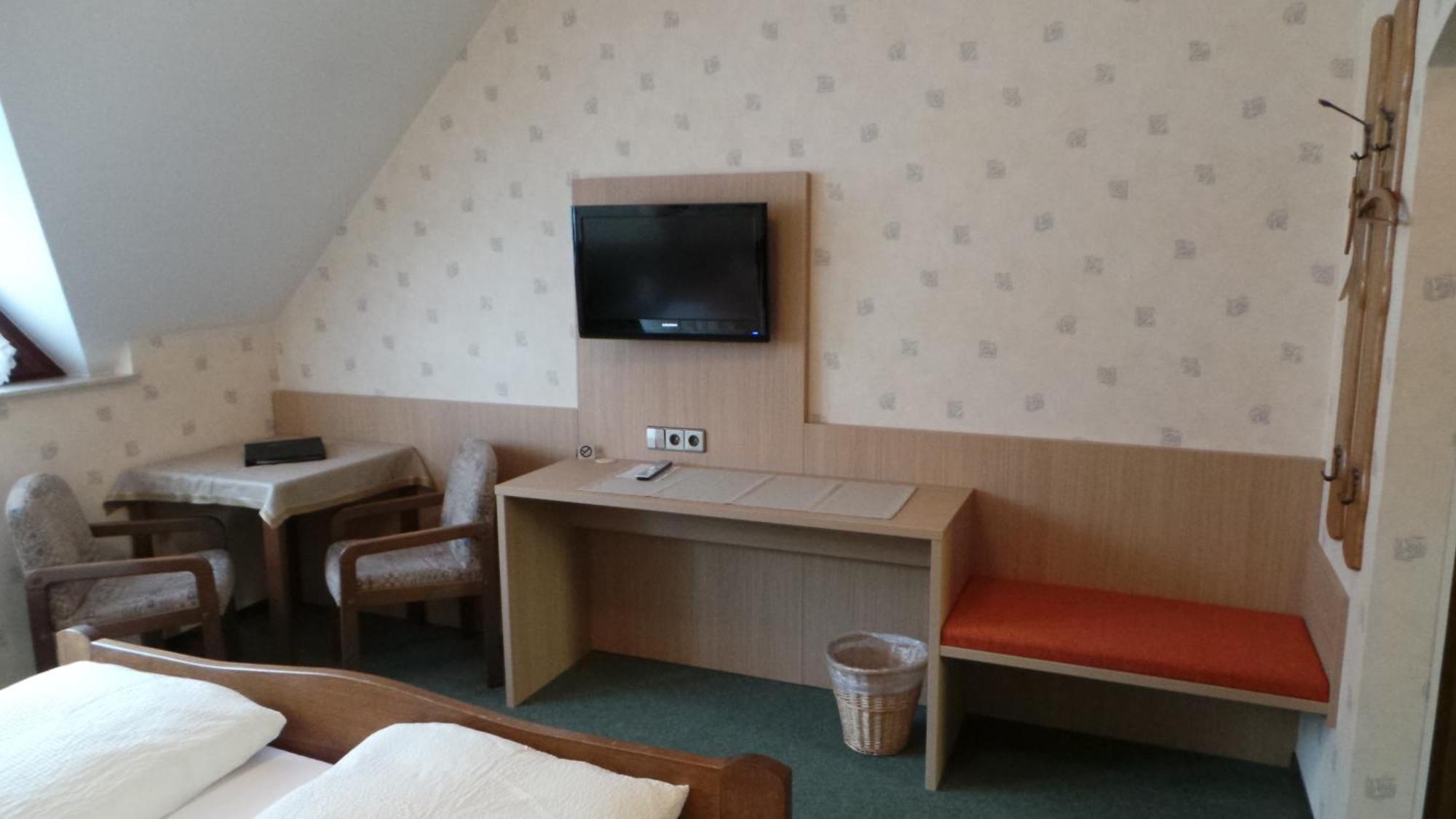 Hotel Zur Linde Lauf Pokoj fotografie