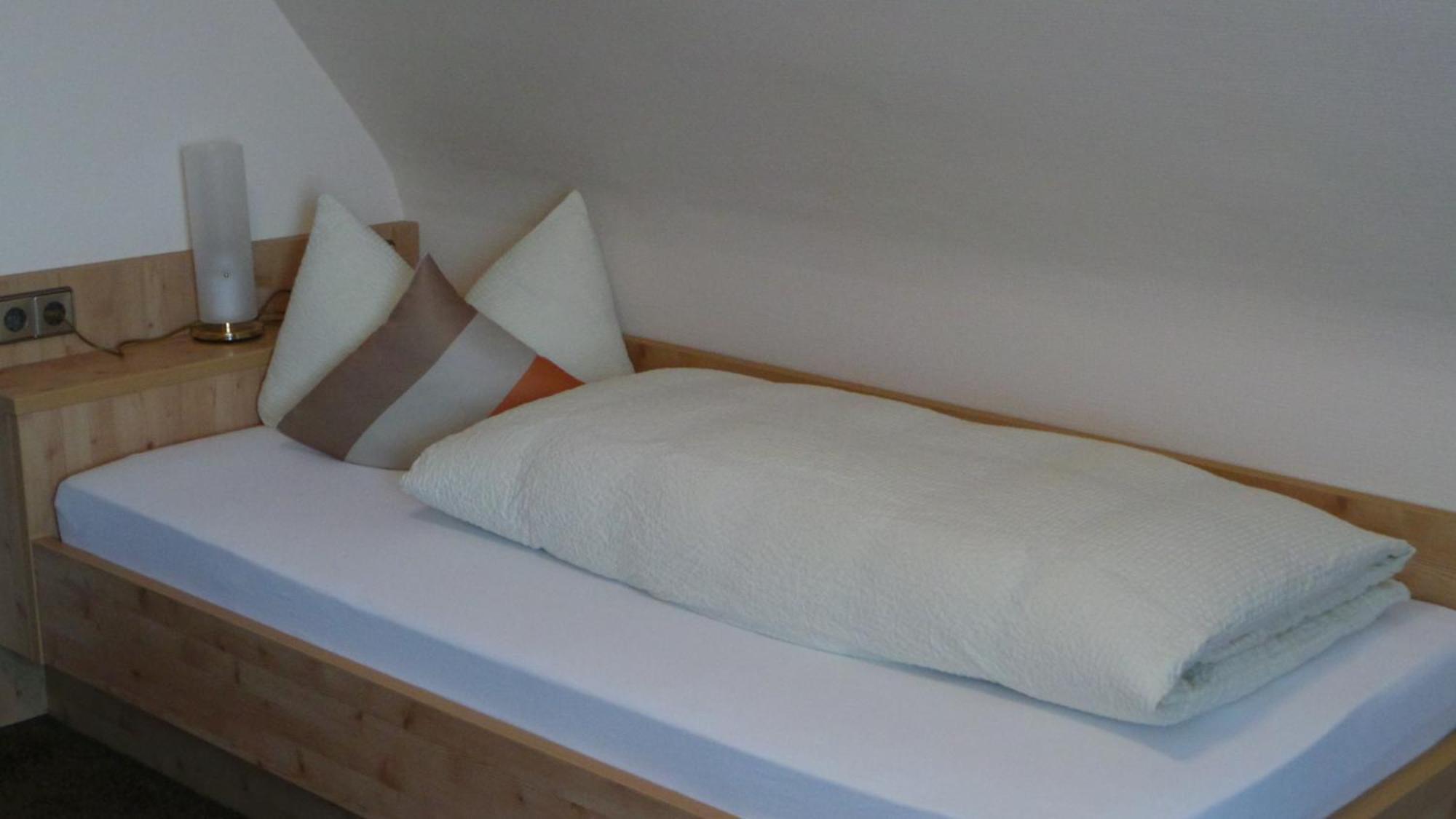 Hotel Zur Linde Lauf Pokoj fotografie